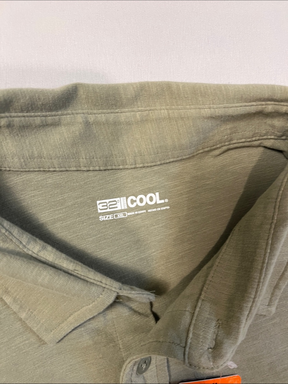 32 Degrees Men's Long-Sleeve Button-Down Shirt in Olive Green - Picture 4 of 10